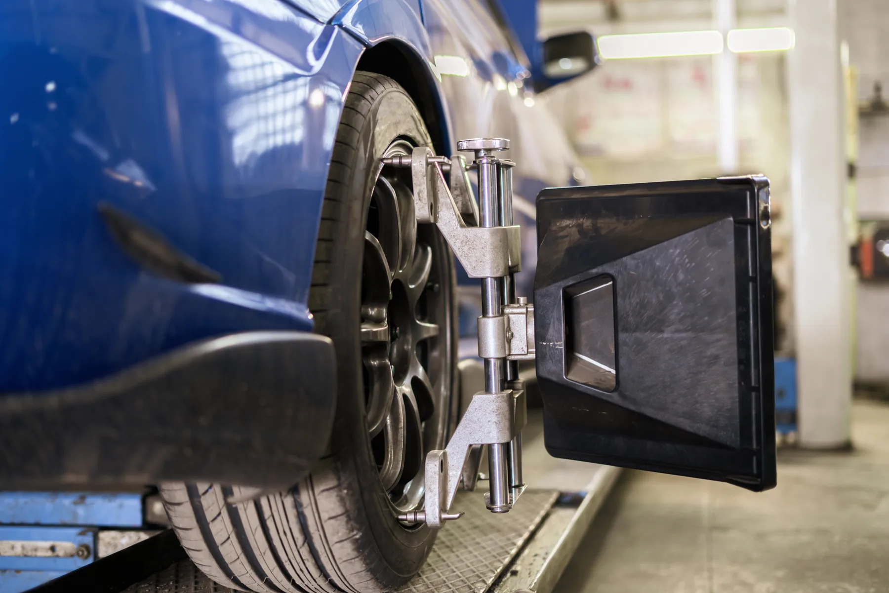 Wheel alignment equipment mounted on a wheel
